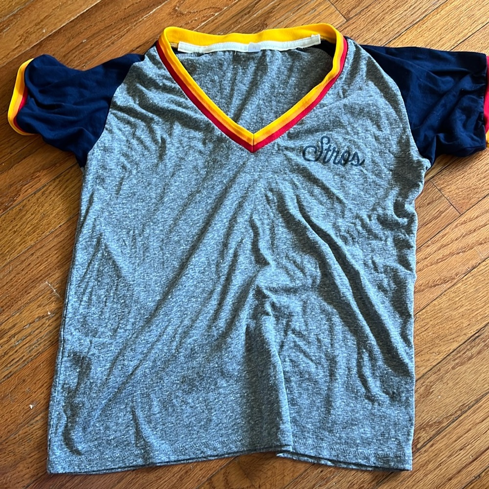 Astros v neck size medium, retro stripe